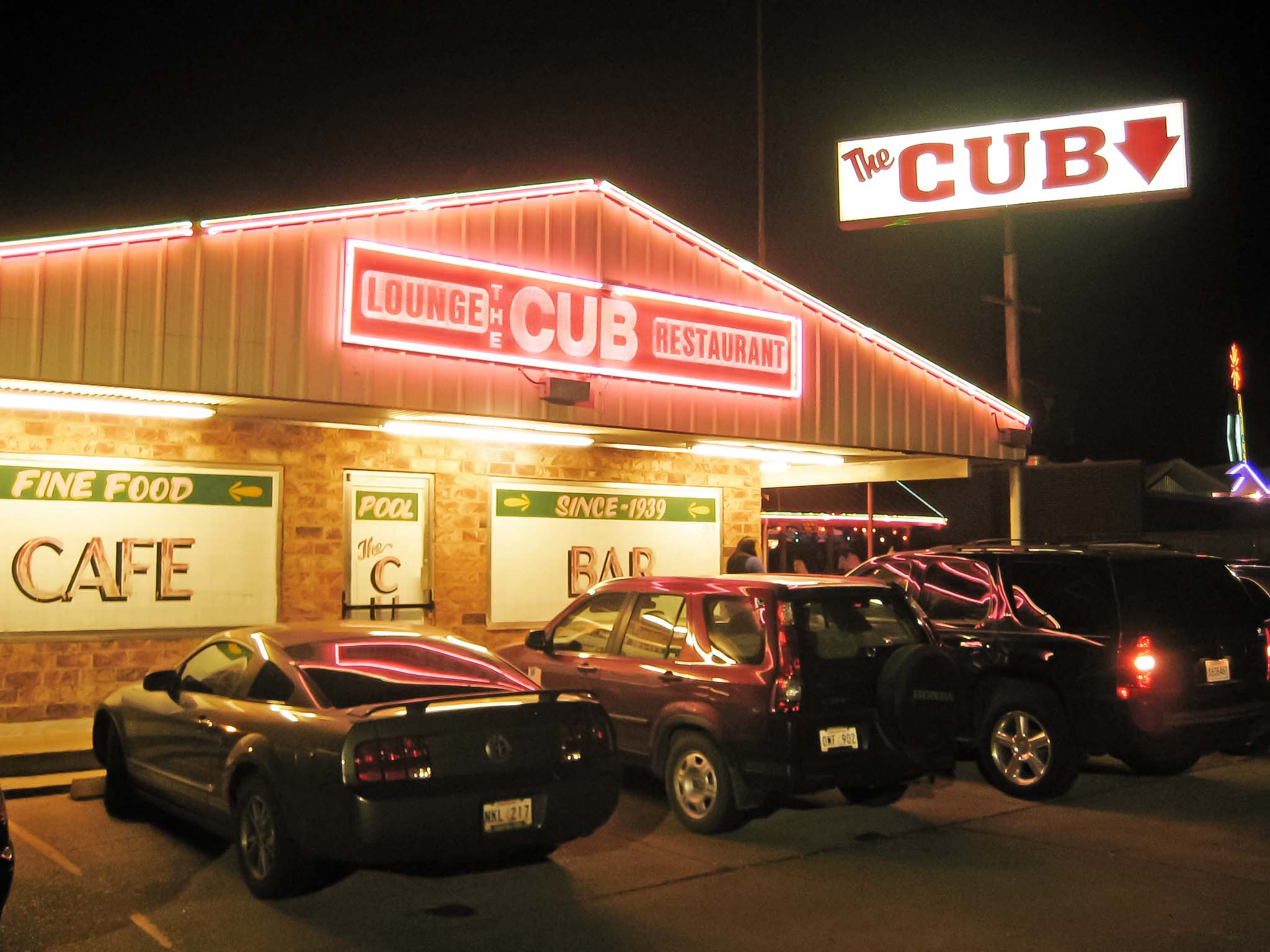 The Cub Lounge & Grille | The Original Shreveport Bar & Restaurant